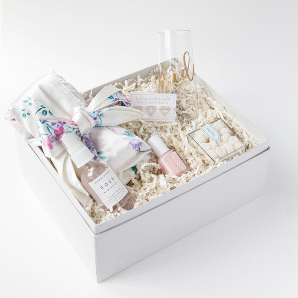 Bride to be gift box, bridal shower gift, best bridal gifts